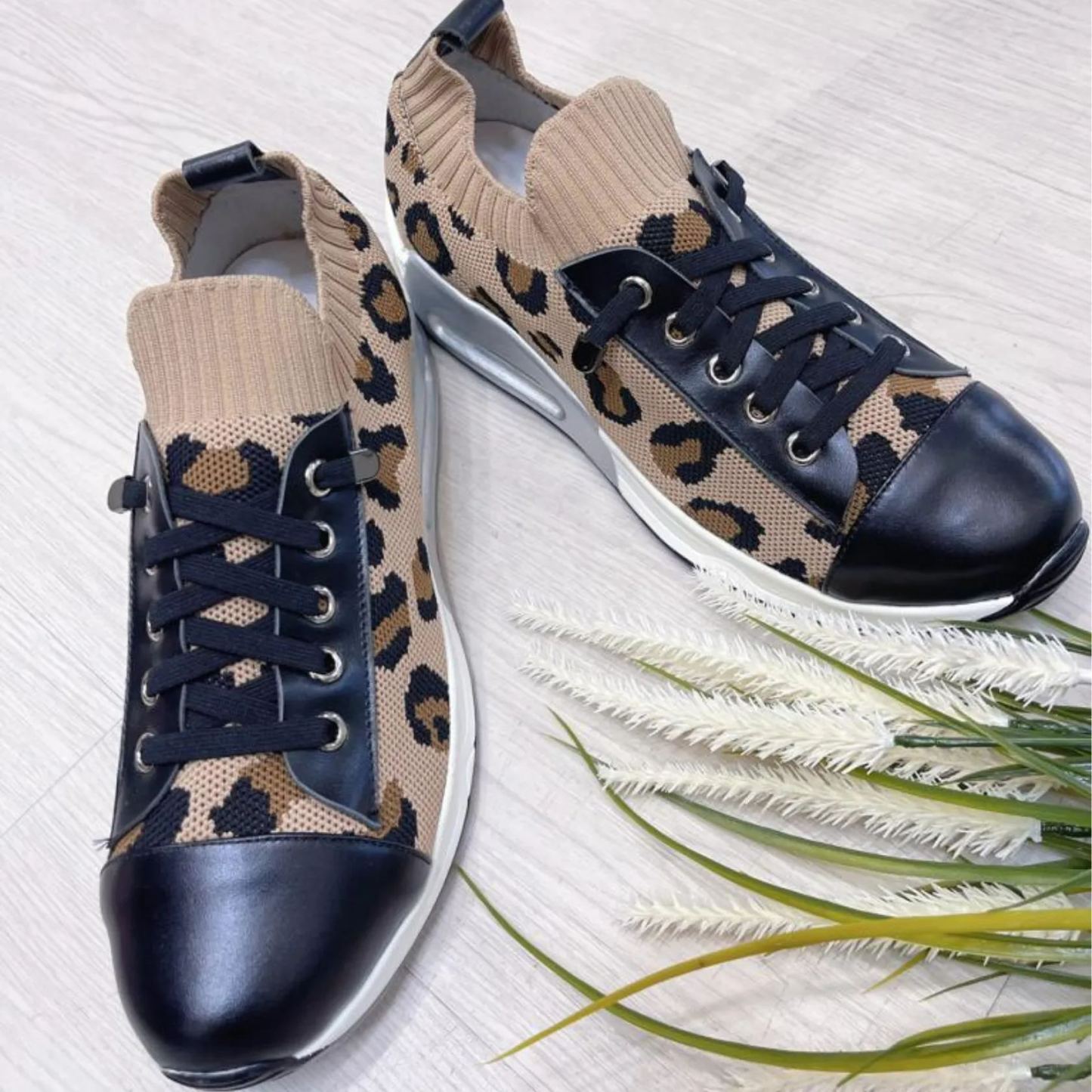 Sakura Brown Shoe(Design25)