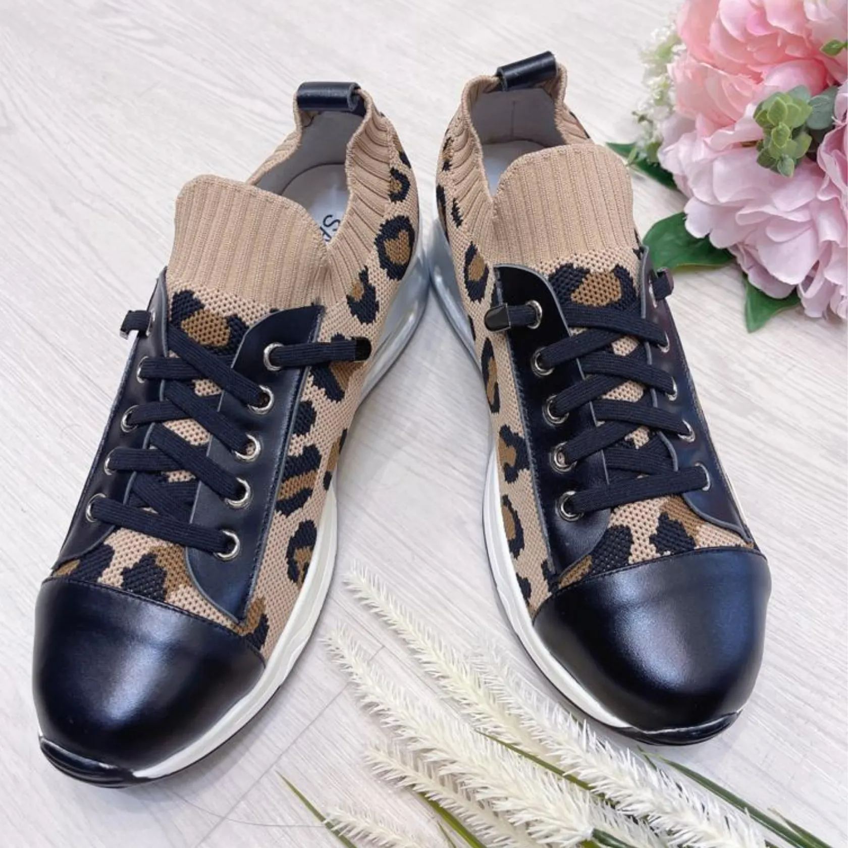Sakura Brown Shoe(Design25)