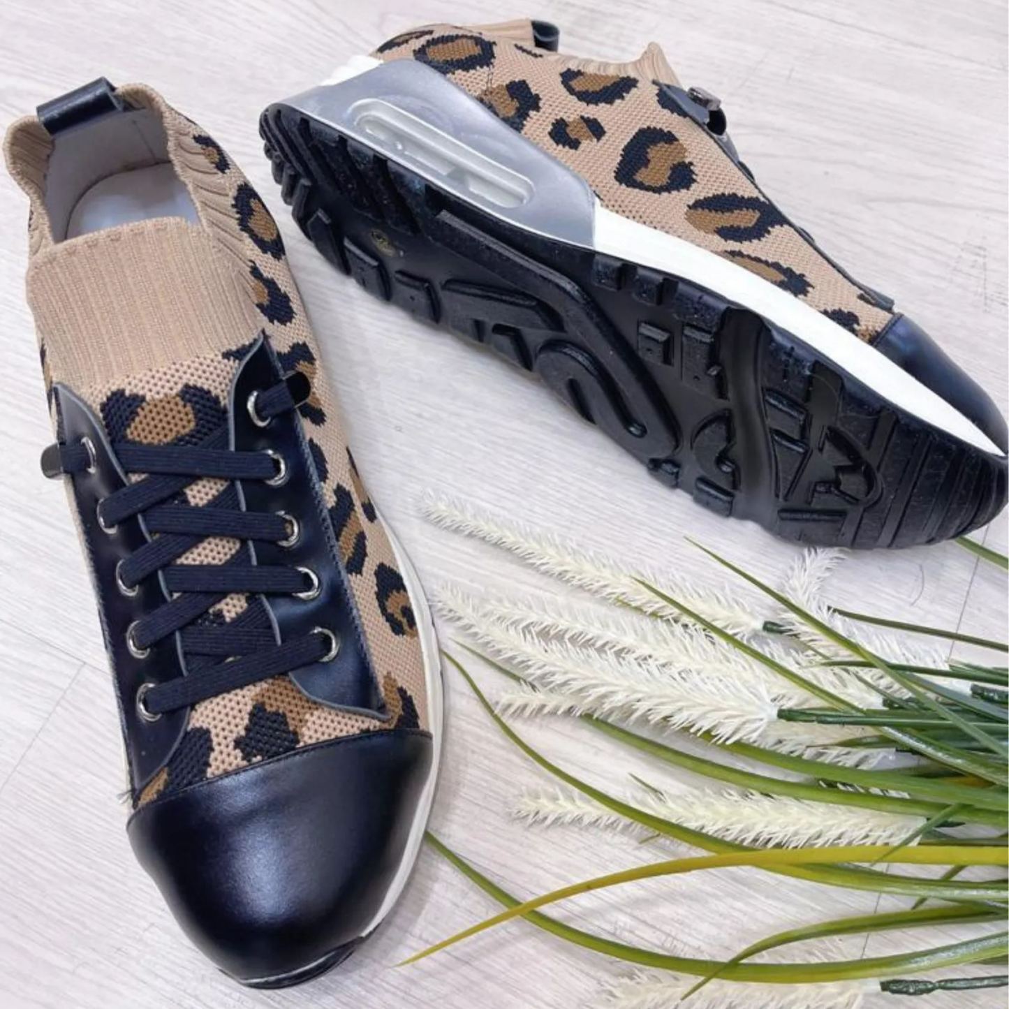 Sakura Brown Shoe(Design25)