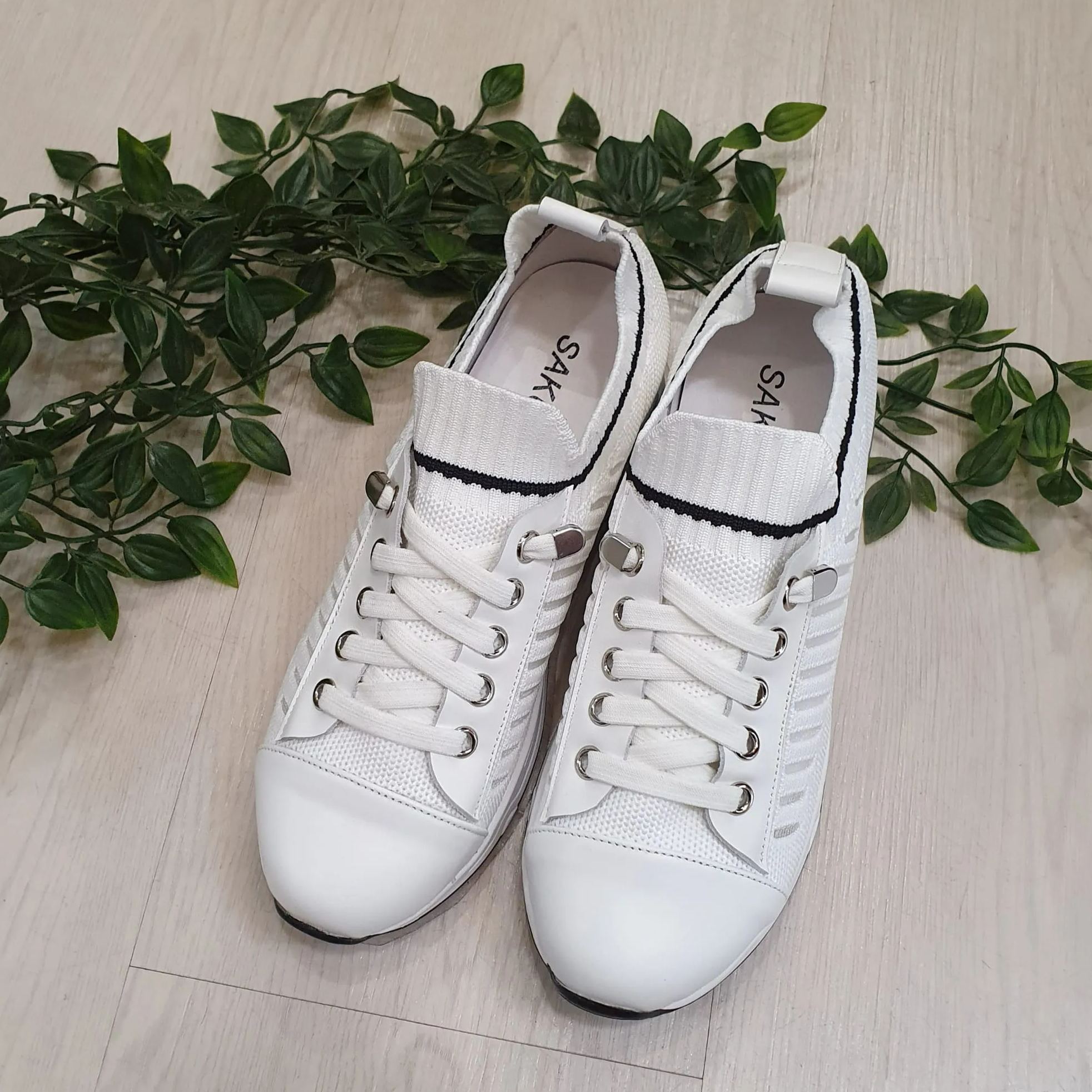 White Shoe(Design26) *BACKORDER*