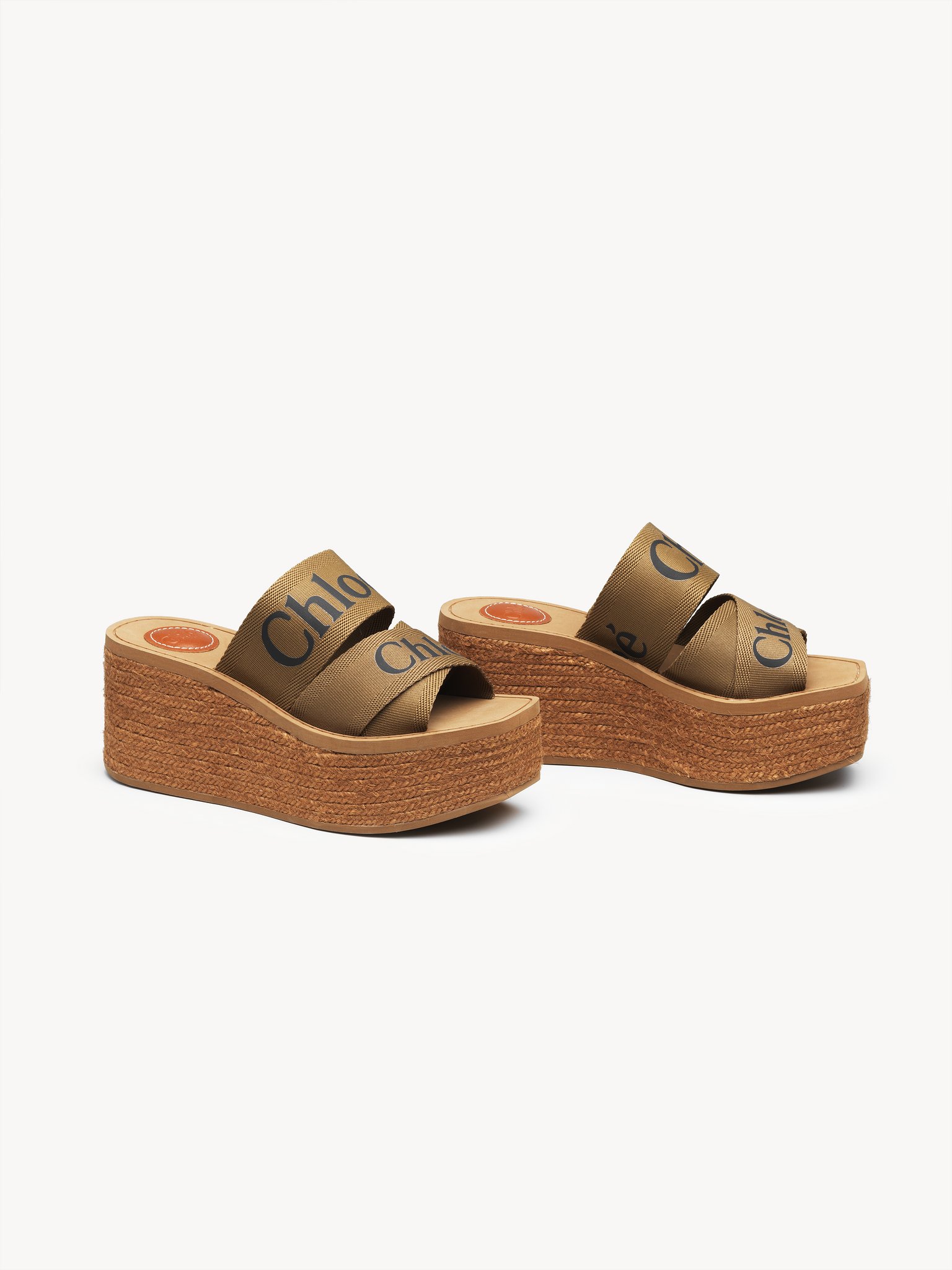 エスパドリーユ