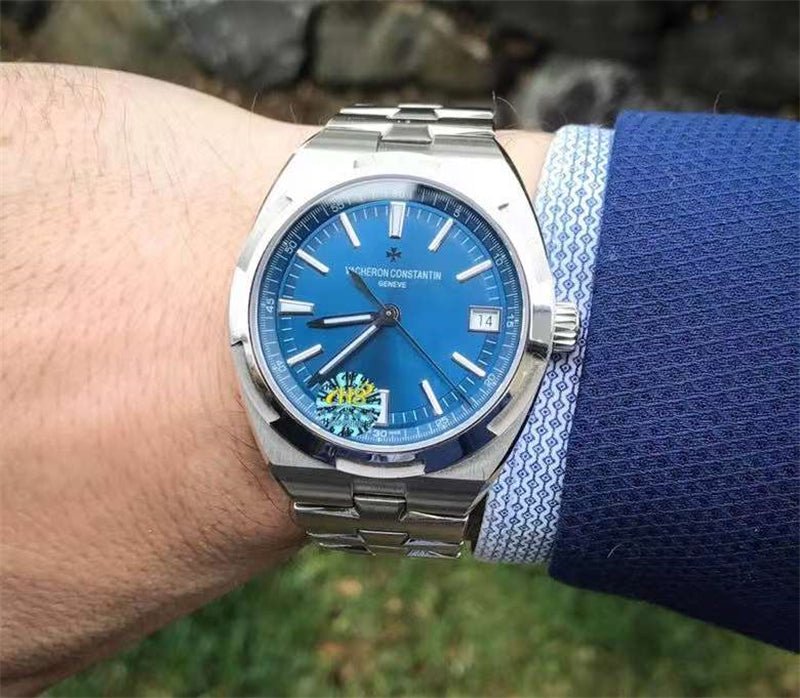 ヴァシュロンコンスタンタン オーヴァーシーズ 4500V/110A-B128 - 浦山時計店