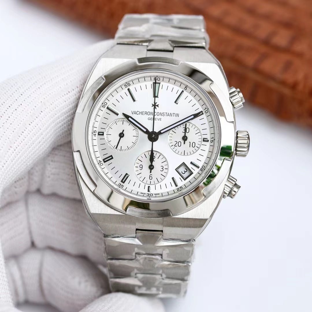 ヴァシュロン・コンスタンタン オーヴァーシーズ クロノグラフ 5500V/110A-B075 - 浦山時計店