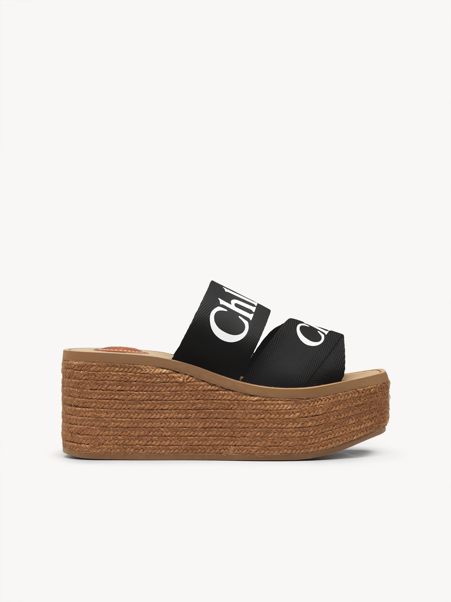 エスパドリーユ