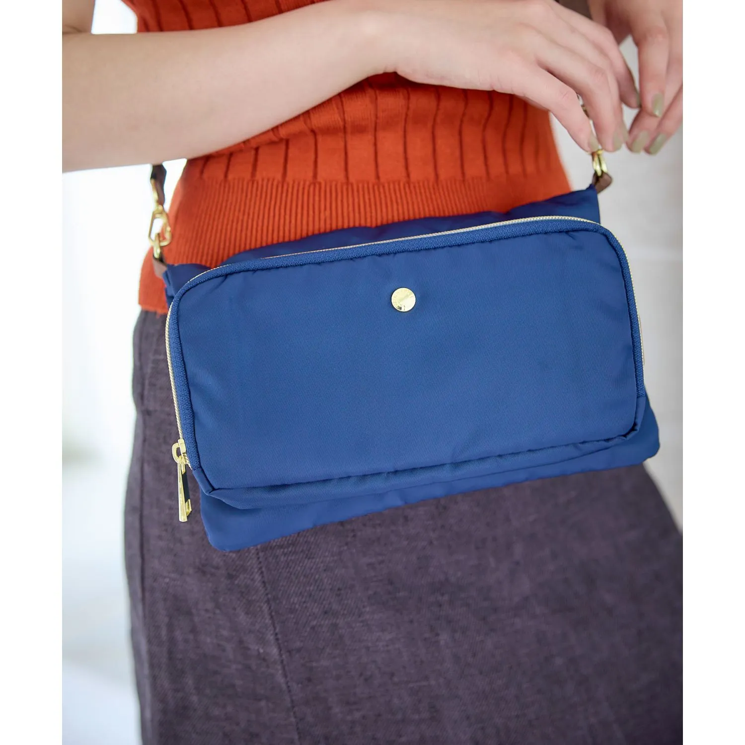 Legato Largo One Mile Wallet Shoulder Bag (Navy)