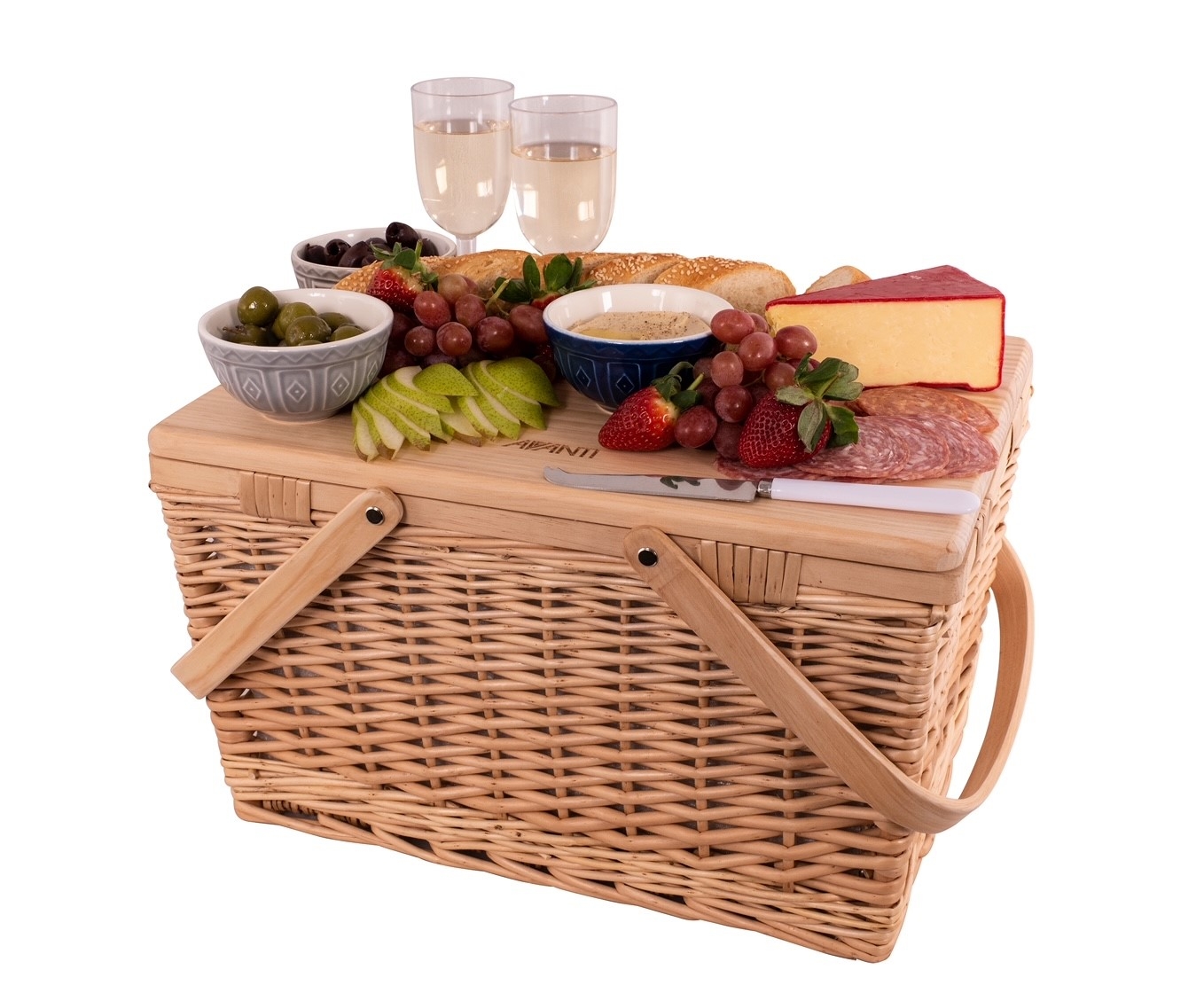 Avanti Picnic basket 4 person pine table top insulated