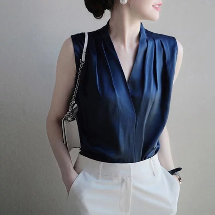 法式別緻緞面V領職業無袖襯衫（2色）-NamoDress