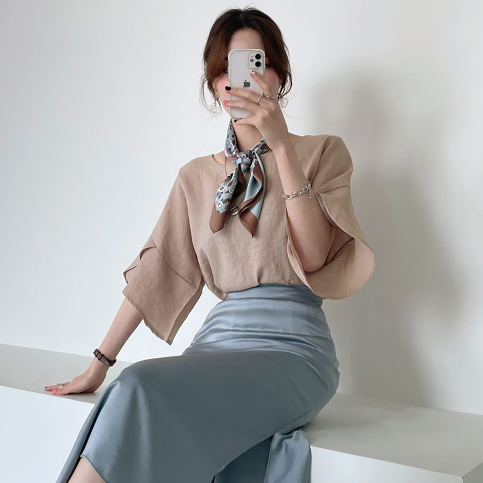 韓版寬鬆荷葉袖圓領寬鬆襯衫（3色）-NamoDress