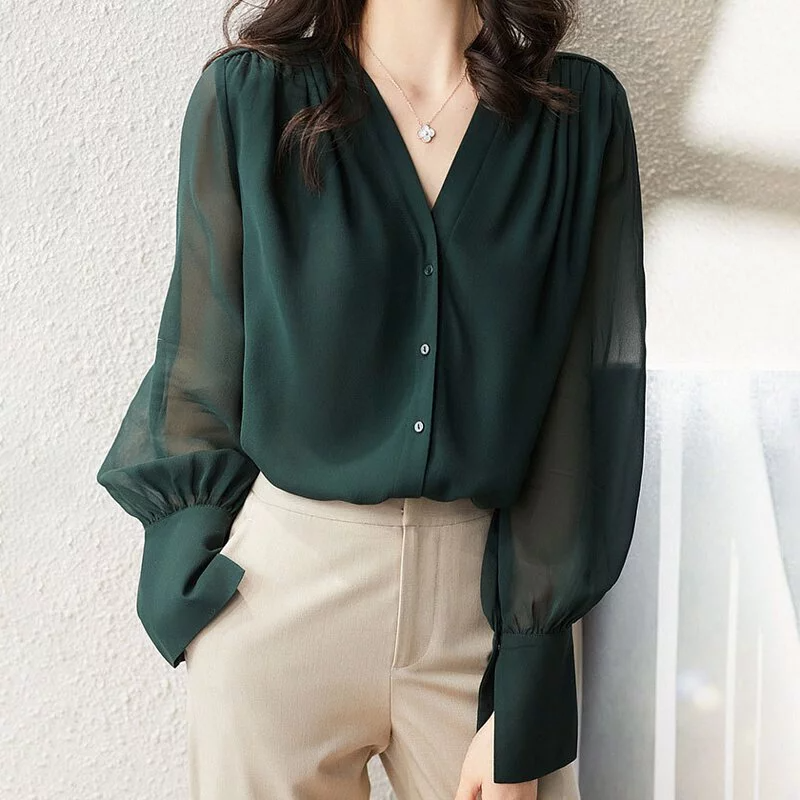 通勤純色微透燈籠袖V領襯衫（2色）-NamoDress