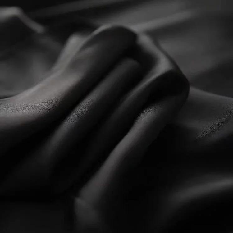 氣質彈力拼接鏤空V領緞面襯衫-NamoDress