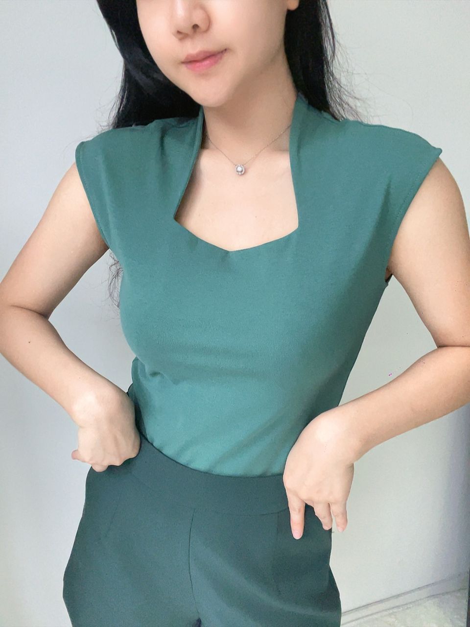 NEW 爆款立方领无袖上衣