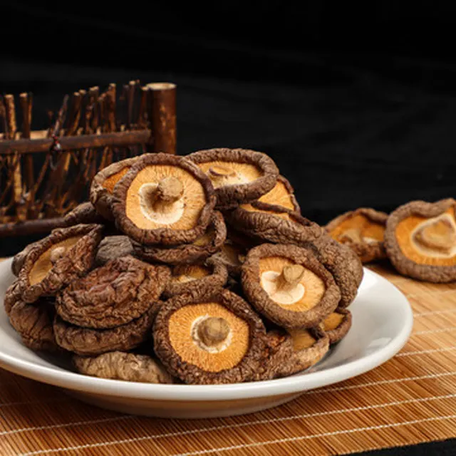 Wholesales Oem Factory Price Dry Shiitake Mushroom Medicinal Mushroom