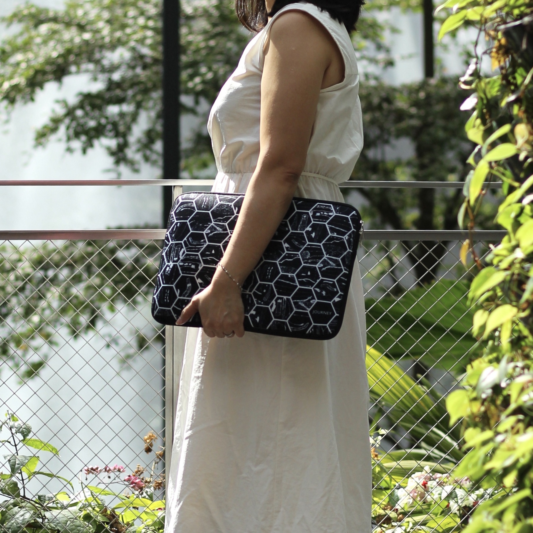 A NEW BEGINNING CONNECTION – LAPTOP SLEEVE