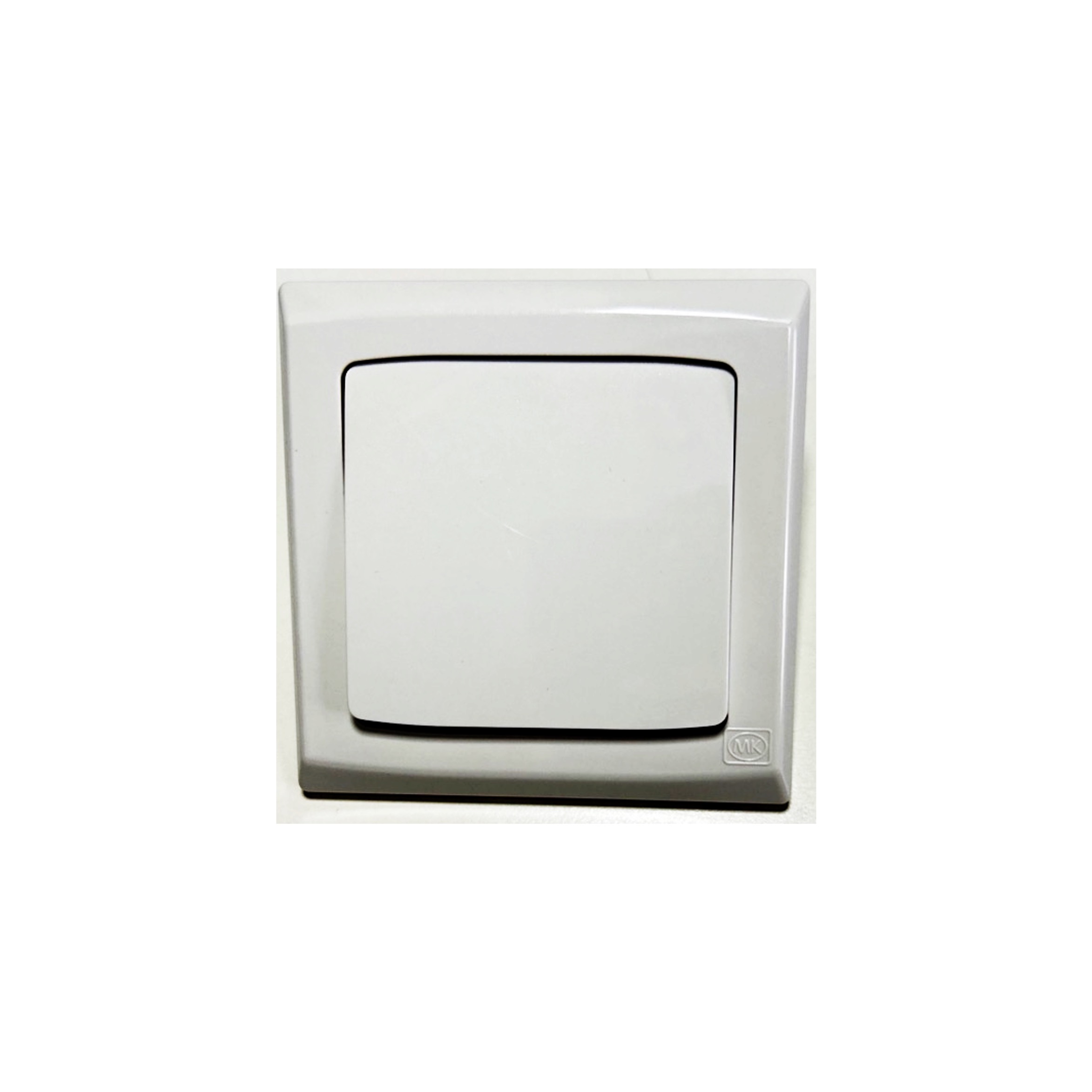 MK Honeywell 1 Gang 10A Large Rocket Switch Slimline Plus