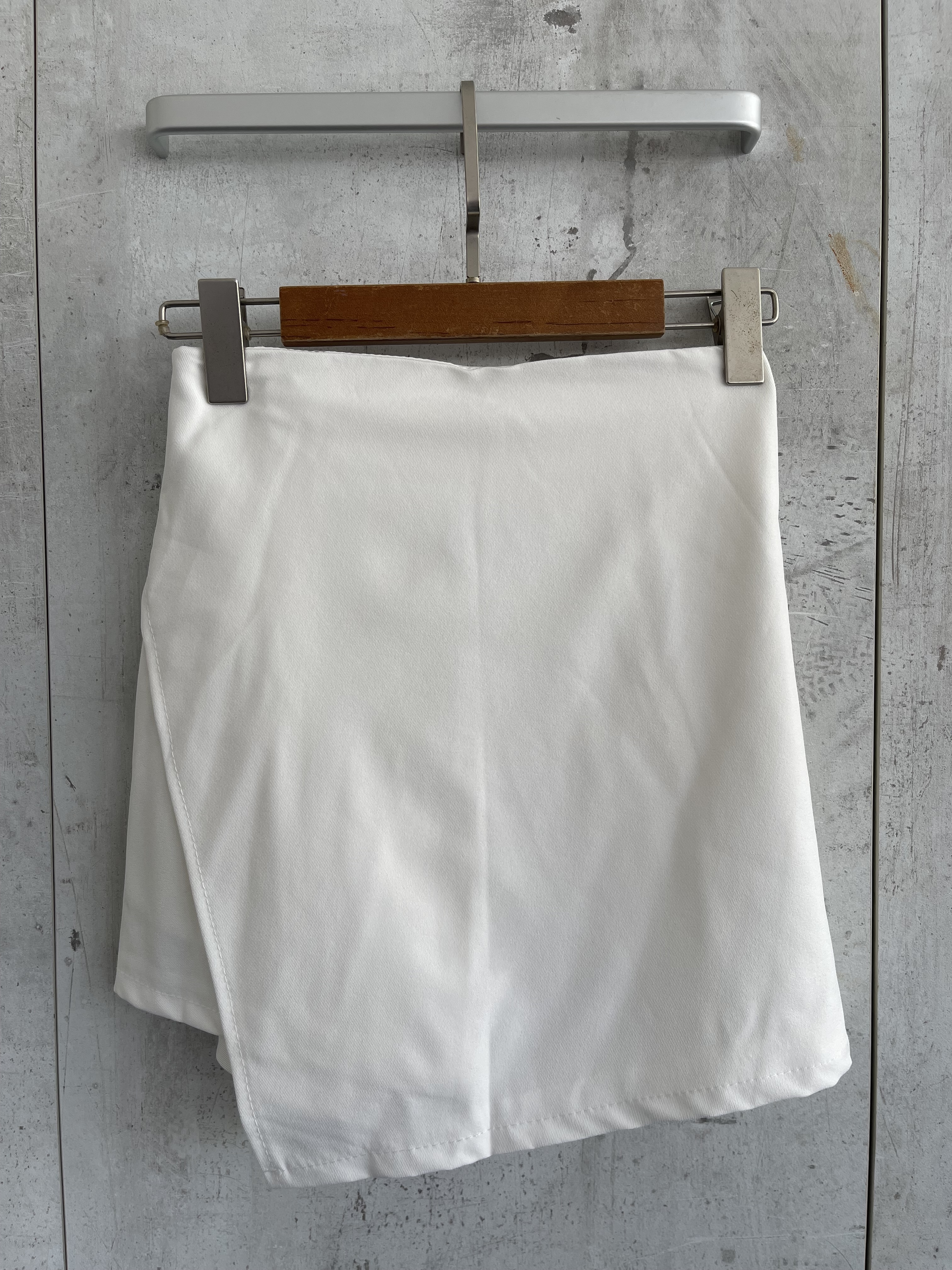 1929 Shannon Skorts W Side Zip (UW 30-44cm; H 44-50cm; L 36cm)