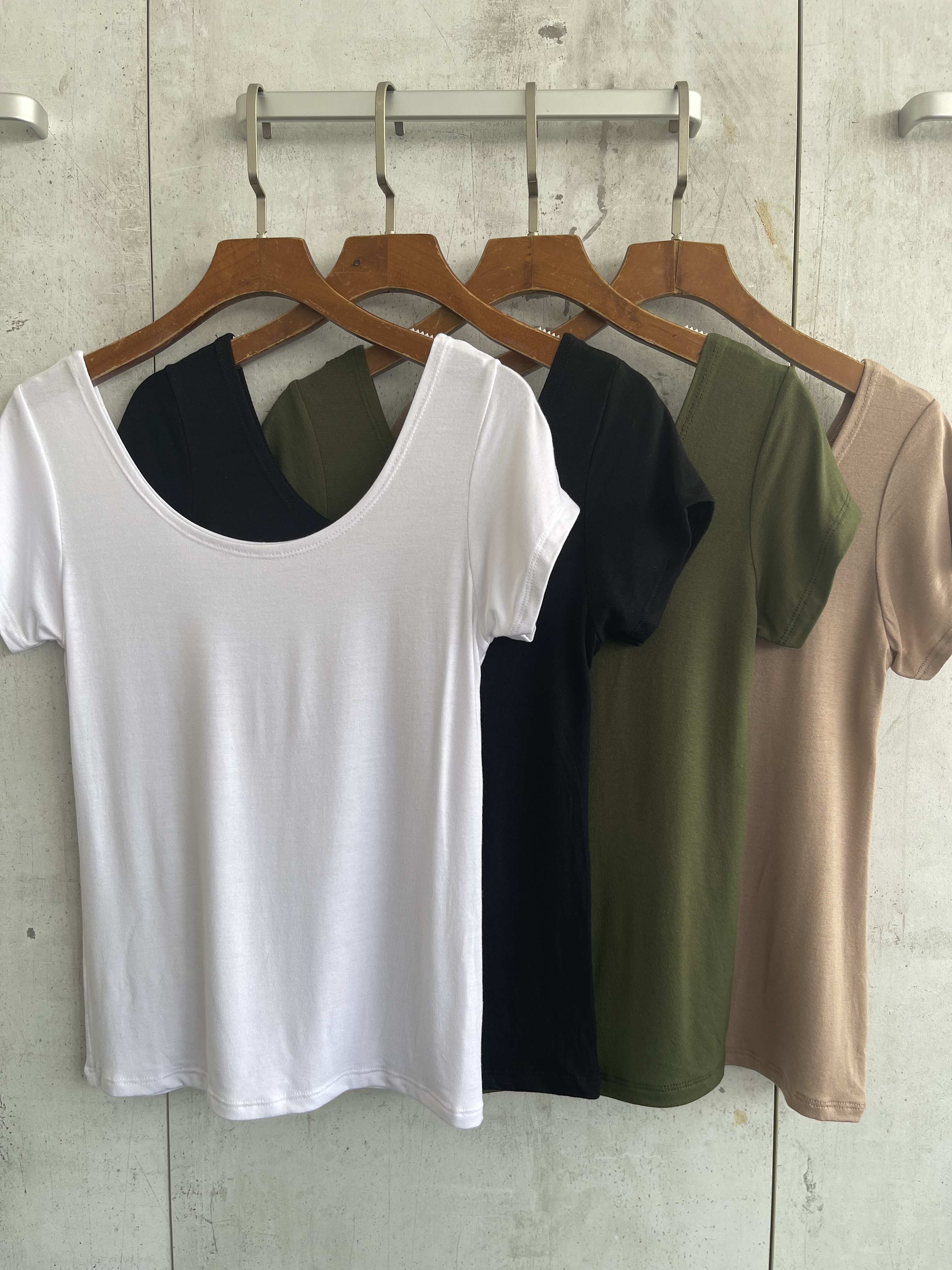 2177 Renata Round Neck Cotton Top (B 36-50cm; L 51cm)