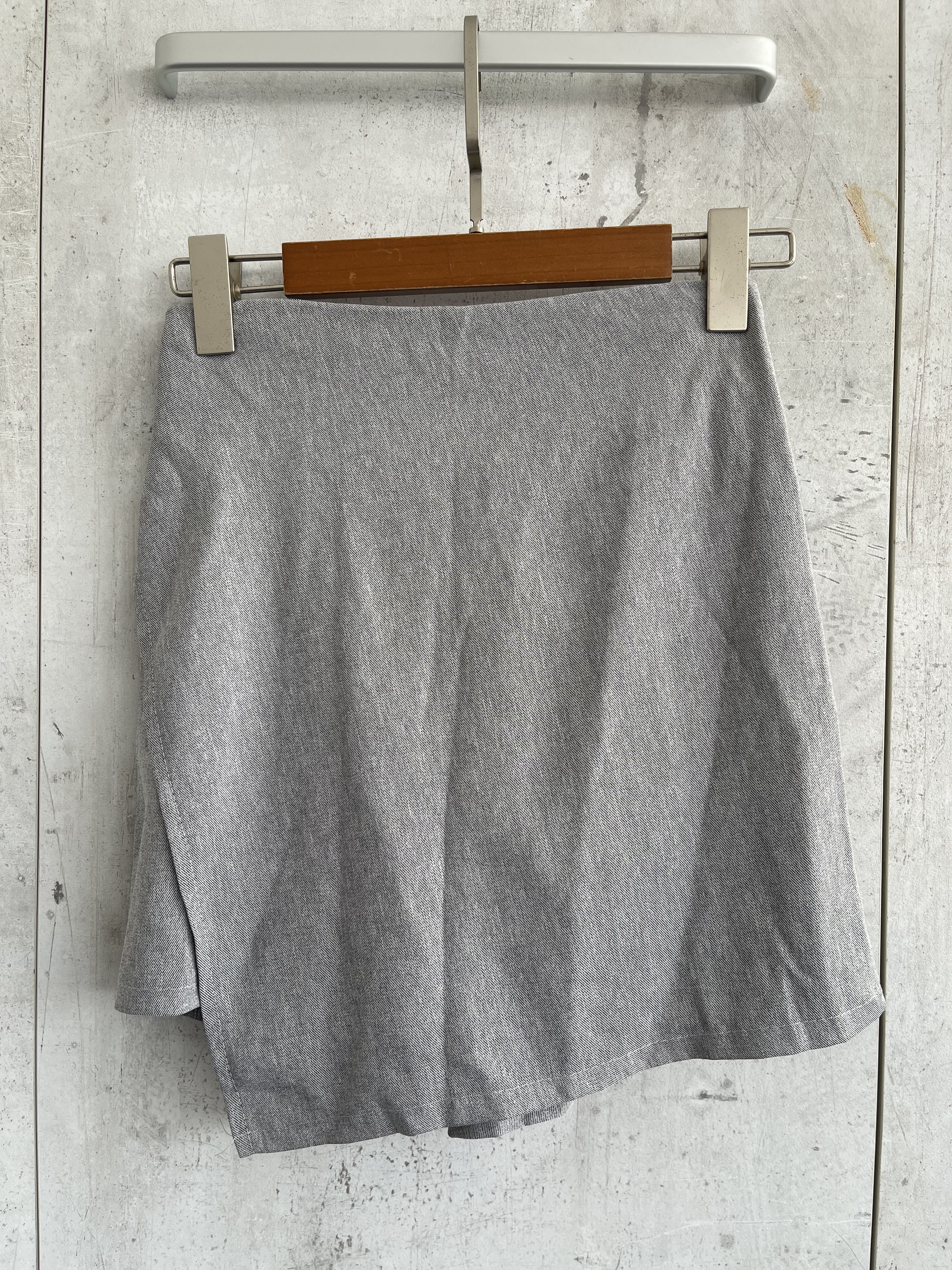1929 Shannon Skorts W Side Zip (UW 30-44cm; H 44-50cm; L 36cm)
