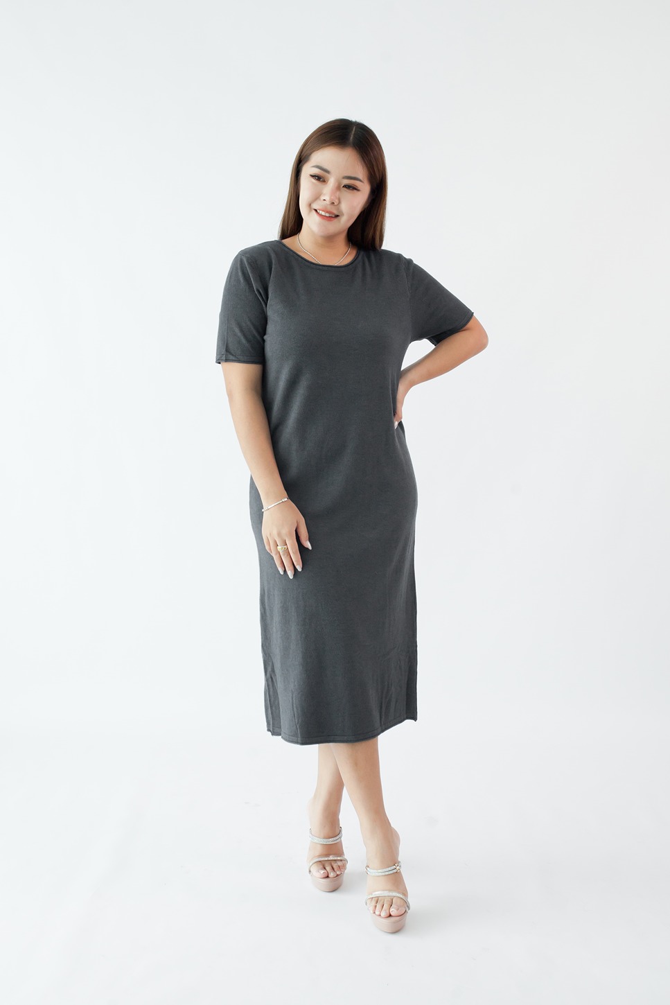 [BC Signature] 1810 Kailyn Basic Knitted Midi Dress 
