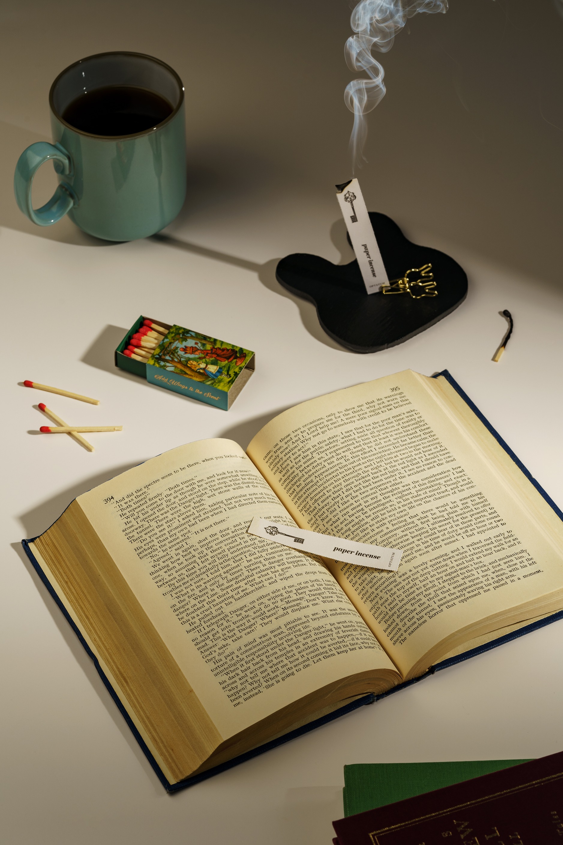 OPTATUM Alice & Rabbit Edition Paper Incense Gift Set