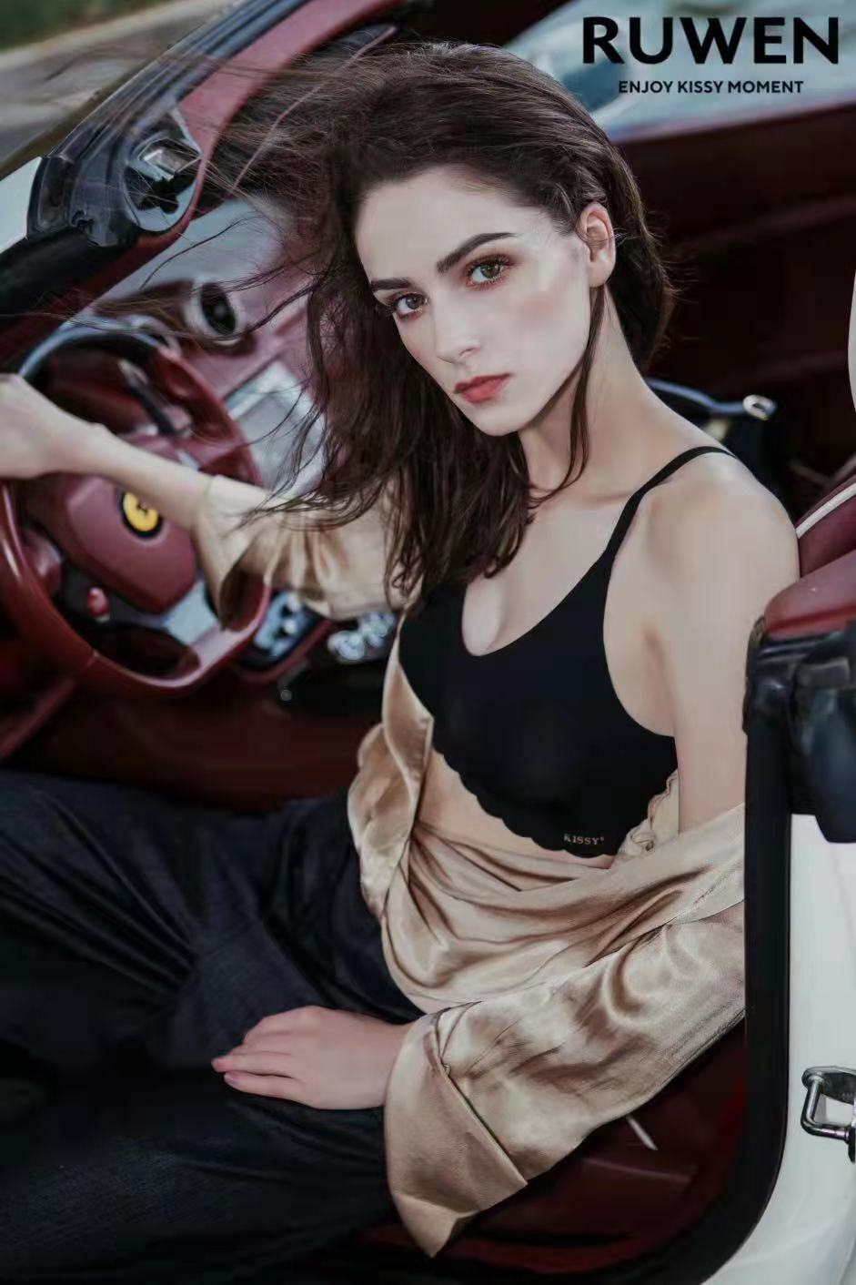 Kissy Classic Thin Strap