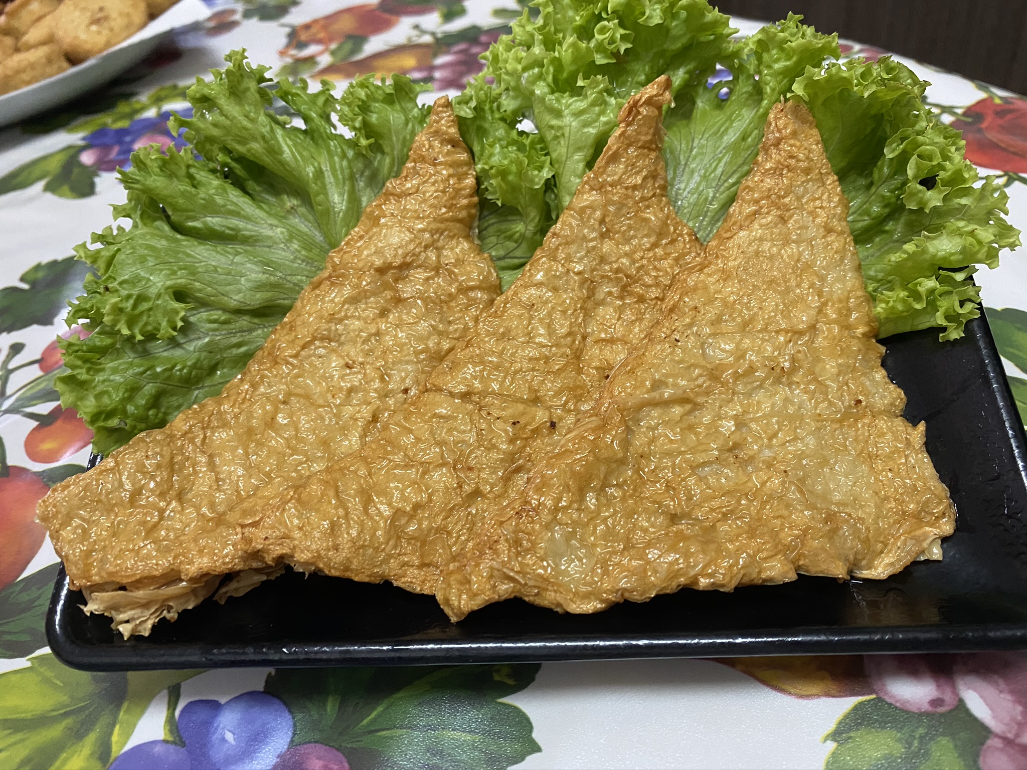 Triangular fried Tau Ki slice / 金银片 (10Pcs)