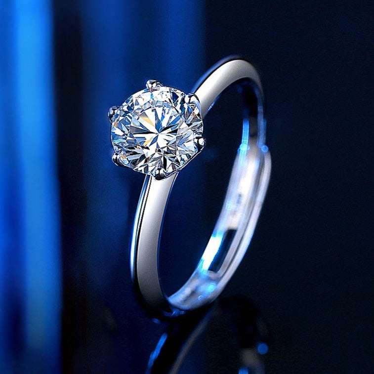Croire™ Classic Prong Moissanite Ring