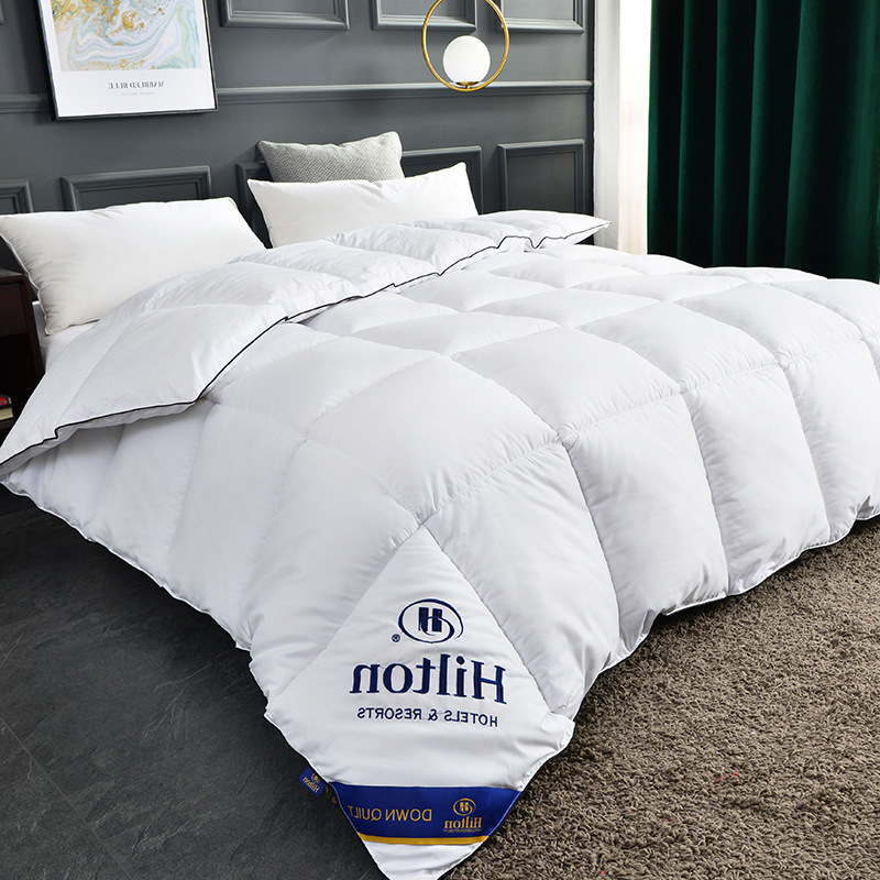 Sleepymill® High-end swan Comforter