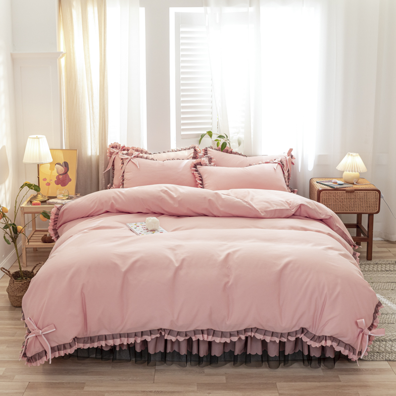 Solid Color with Lace Edge Design Bedding Set 